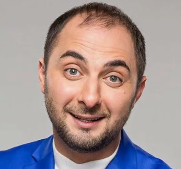 Demis Karibidis